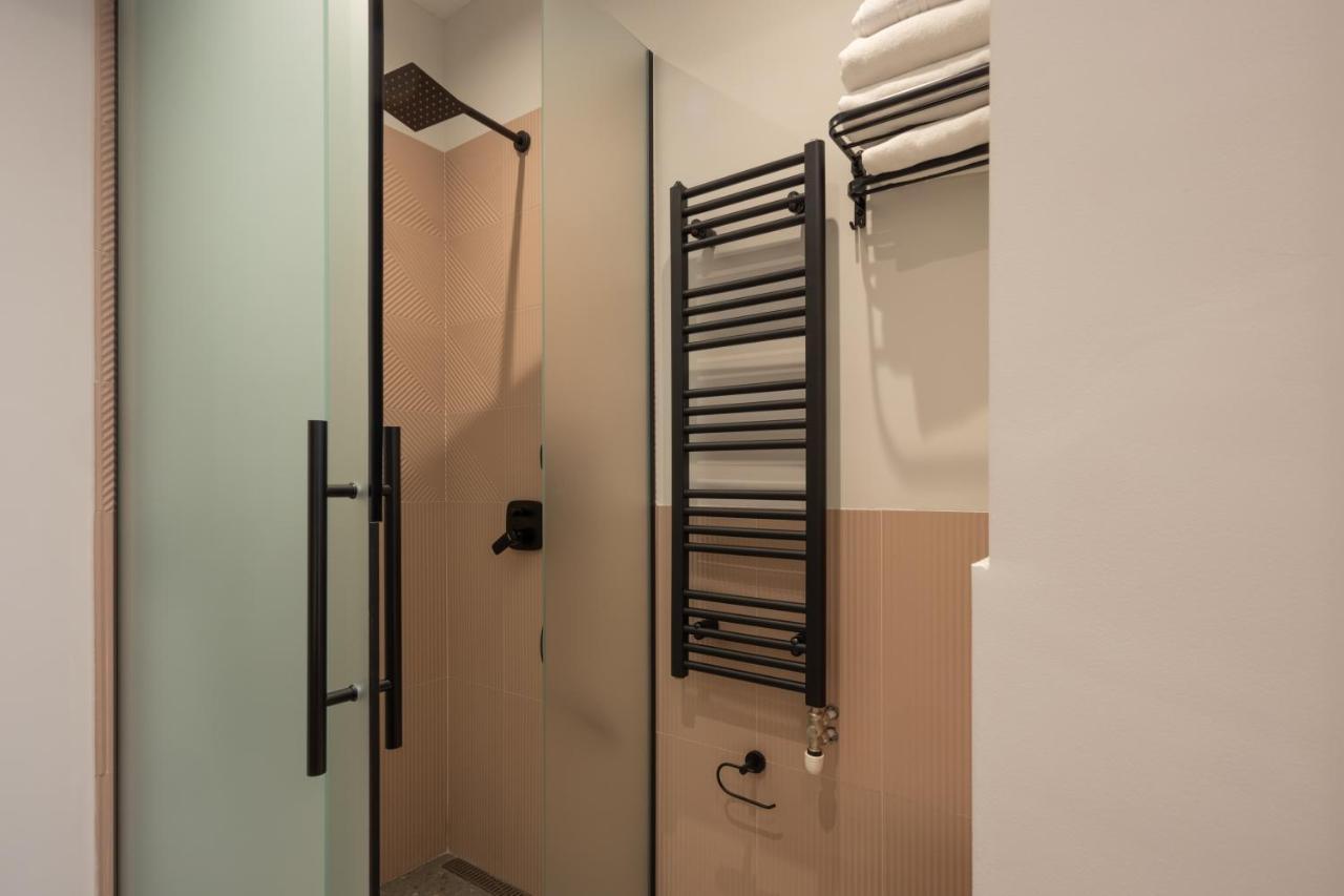 Hop Inn Rooms & Suites Belgrade Exterior photo
